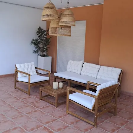 Rubarsal 1e Menyber Apartment